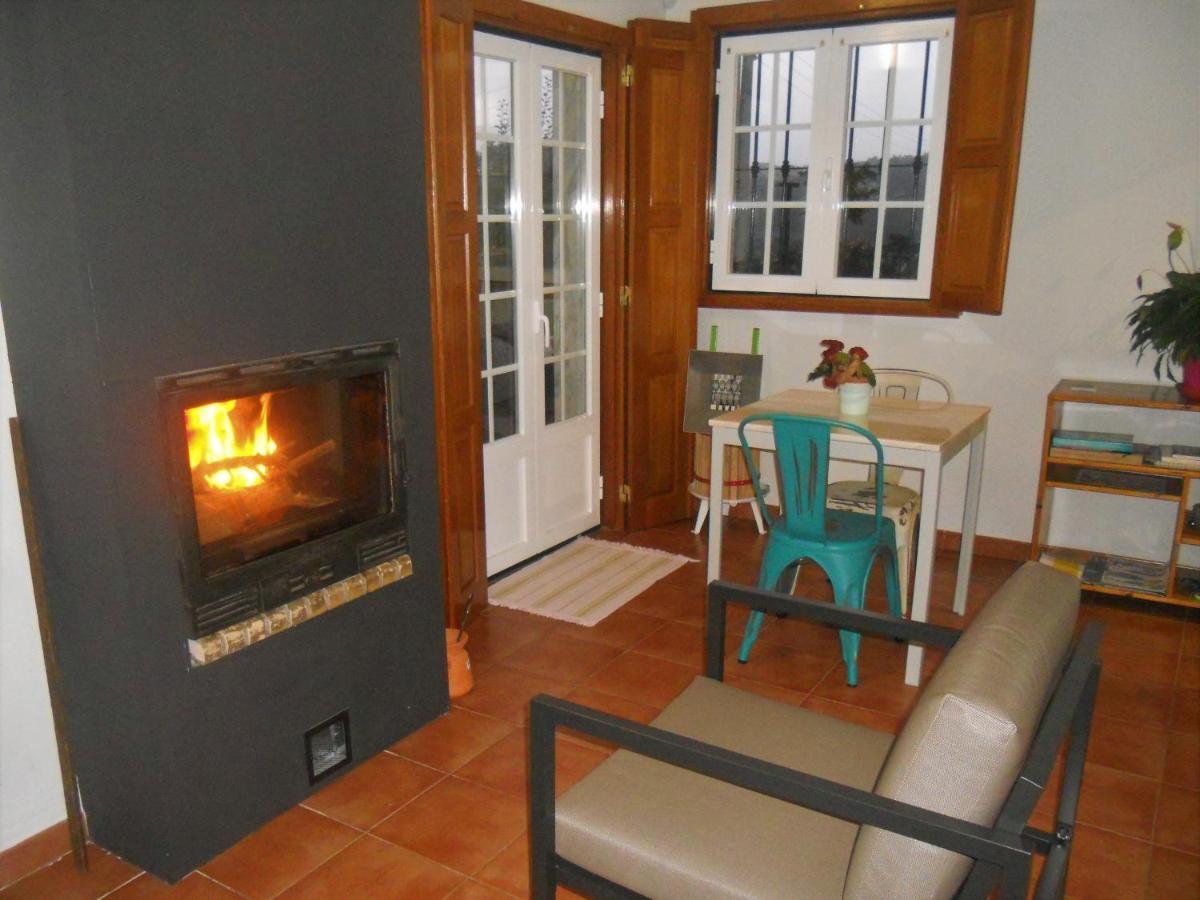 Galo Preto - Sintra Guesthouse Buitenkant foto